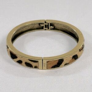 EUC Silpada Sterling Silver Leopard Hinged Bangle Bracelet